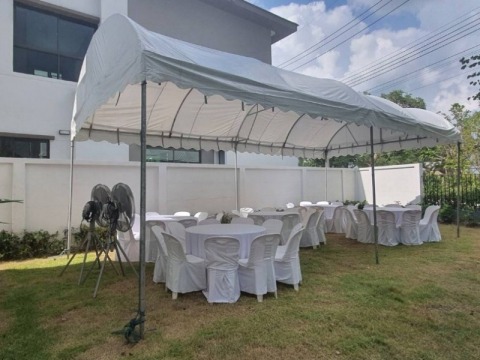 ให้เช่าเต็นท์สีขาว