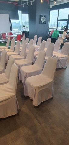 เก้าอี้หุ้มเบาะ