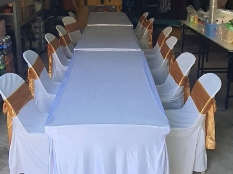 ให้เช่าเก้าอี้ผ้าคลุมผูกโบว์